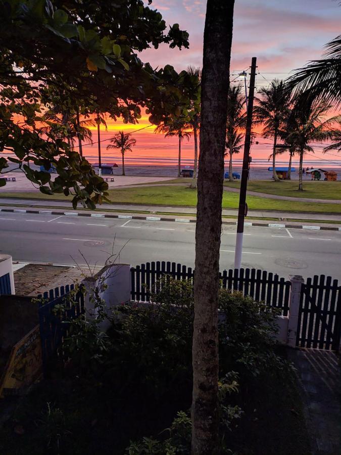 Casa C Churrasq E Wifi, Frente Ao Mar Bertioga Zewnętrze zdjęcie